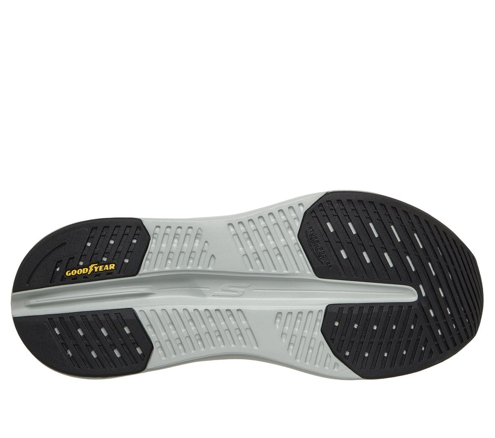 Slip-ins: Max Cushioning Glide-Step - Advert | Skechers Men